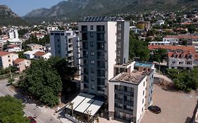 N Hotel